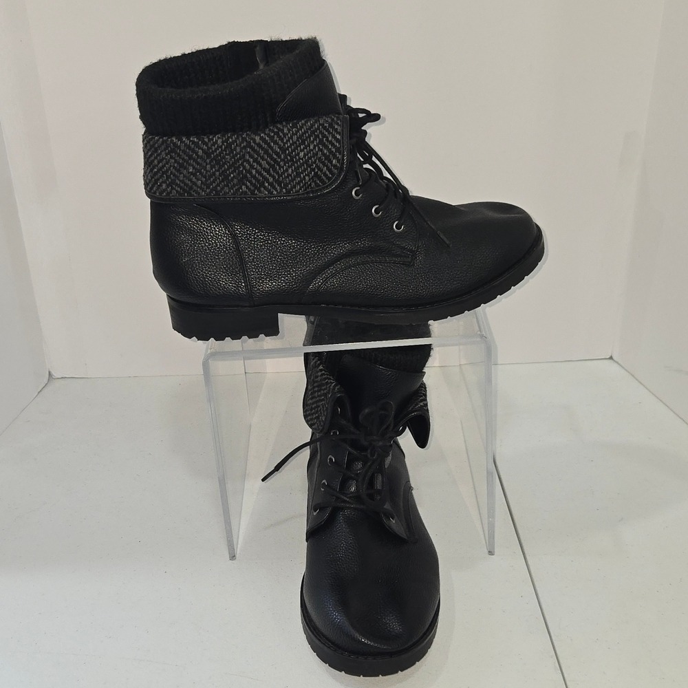Torrid Womens Black Faux Leather Herringbone Foldover Combat Boots Size 12 AD37